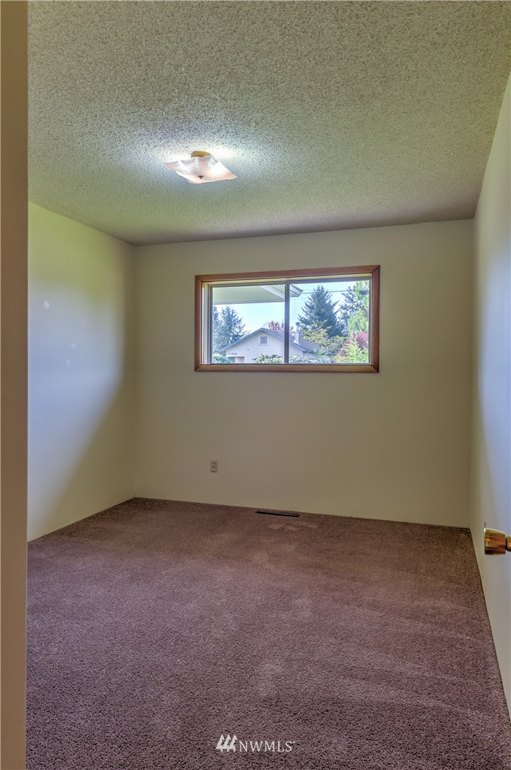 1053 Peterson Road Burlington, WA 98233 - Photo 11 of 18