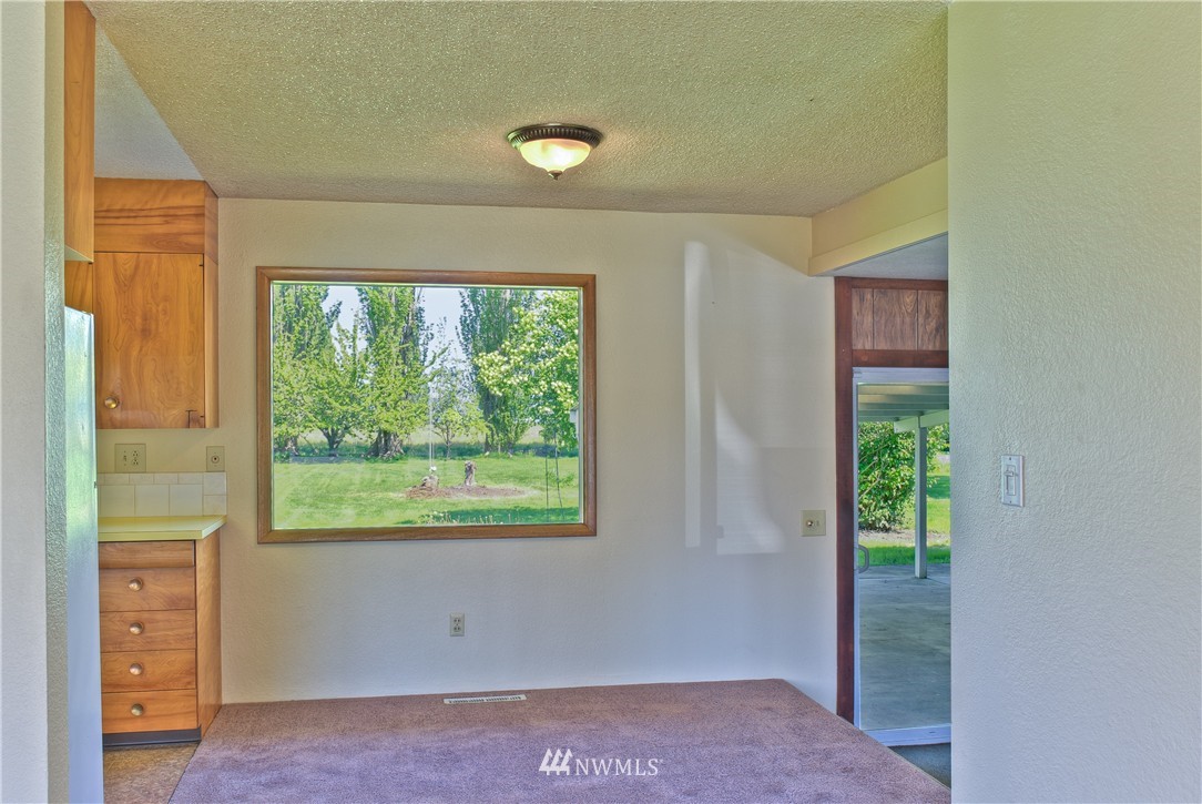 1053 Peterson Road Burlington, WA 98233 - Photo 6 of 18