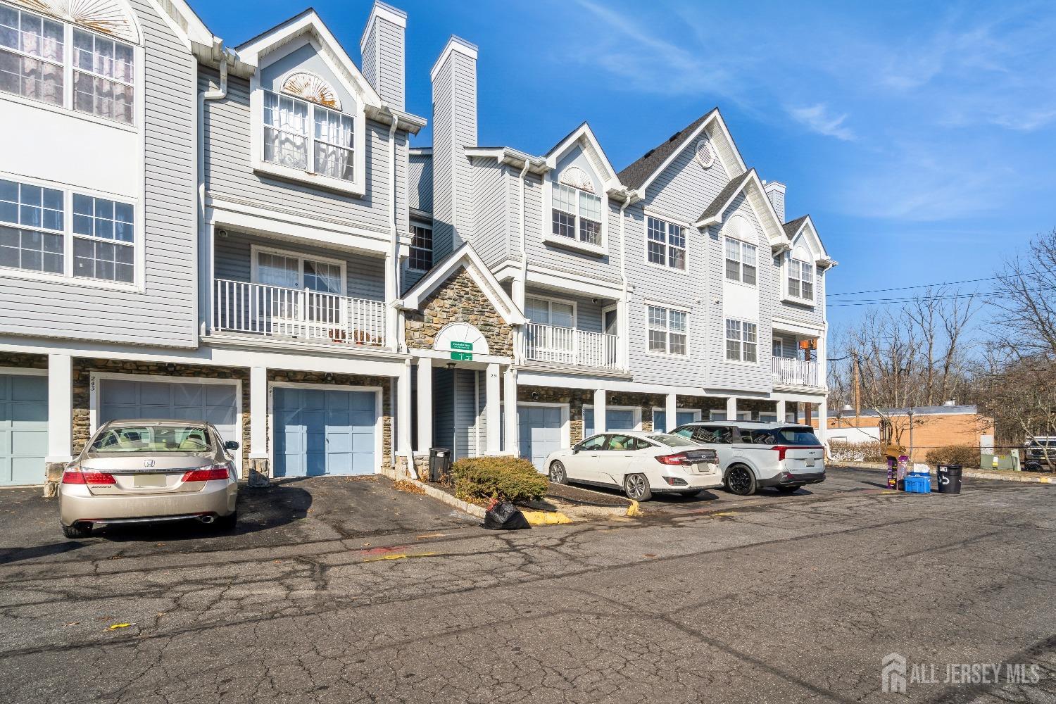 251 Prestwick Way Edison, NJ 08820 - Photo 22 of 23 Gallery Image 22