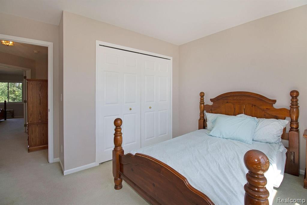 1026 Covington Pl Drive Rochester Hills, MI 48309 - Photo 7 of 40