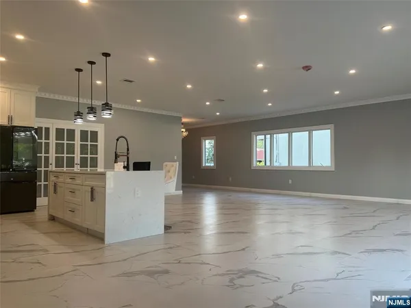 $999,000 | 93 A Redneck Avenue, Little Ferry, NJ 07643