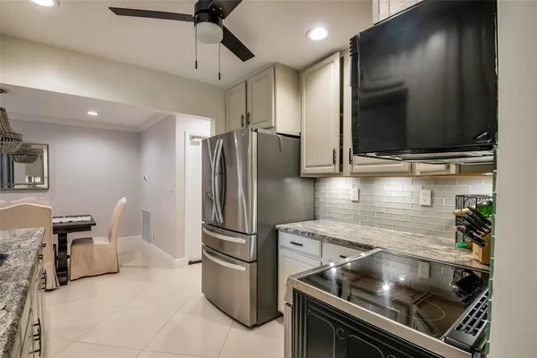 $10,000 | Undisclosed Address, Pompano Beach, FL 33062