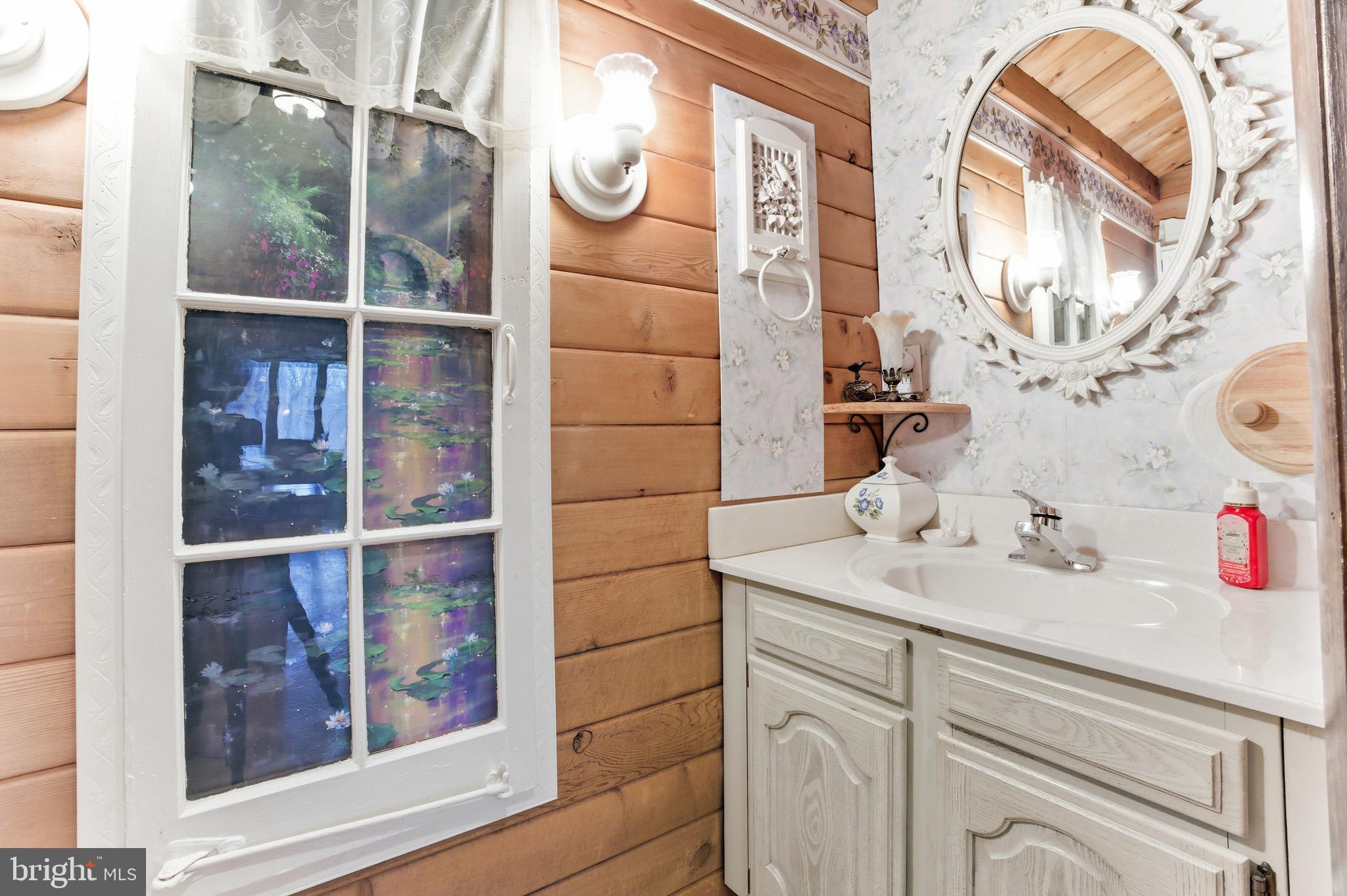 12644 Jesse Smith Road Mount Airy, MD 21771 - Photo 13 of 34