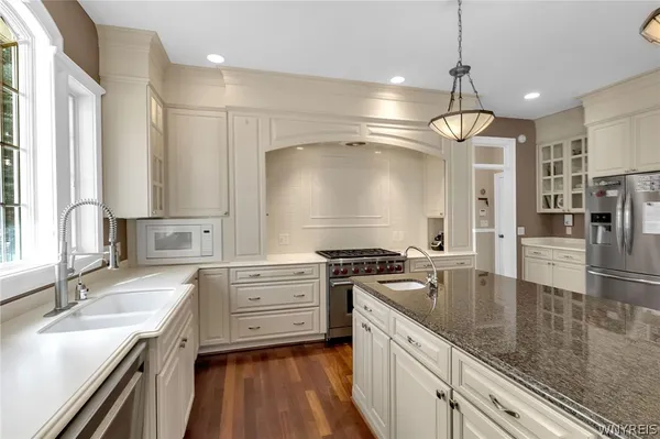 $1,310,000 | 5027 Rockledge Drive, Clarence, NY 14031