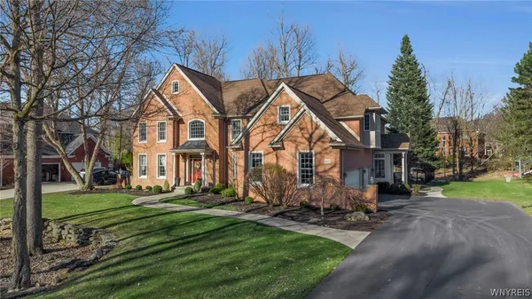 $1,310,000 | 5027 Rockledge Drive, Clarence, NY 14031