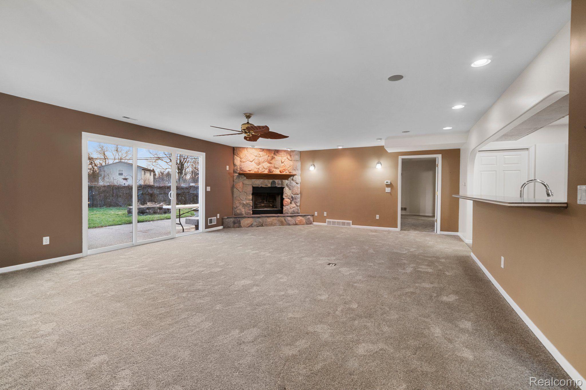 4755 Pelton Road Clarkston, MI 48346 - Photo 11 of 32 Gallery Image 11