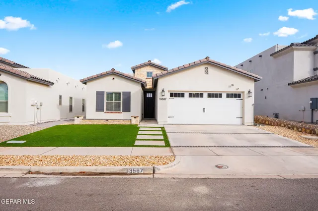 $275,000 | 13587 Lawkland Street, Horizon City, TX 79928