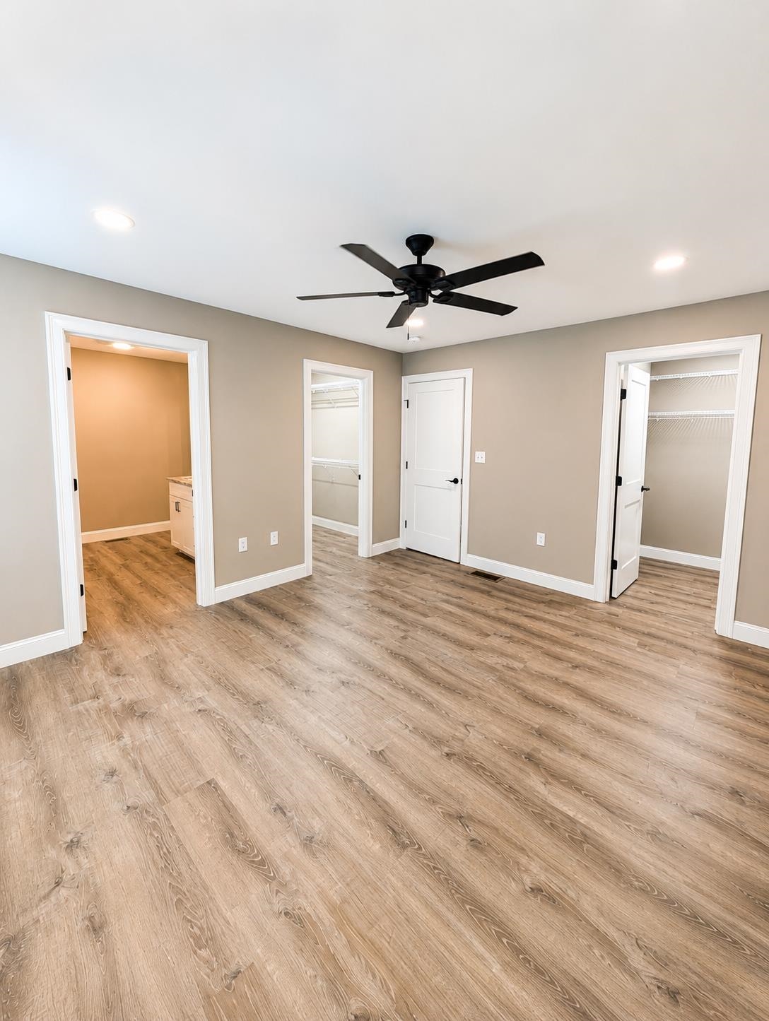 63 Pelham Road, Unit B Salem, NH 03079 - Photo 6 of 7