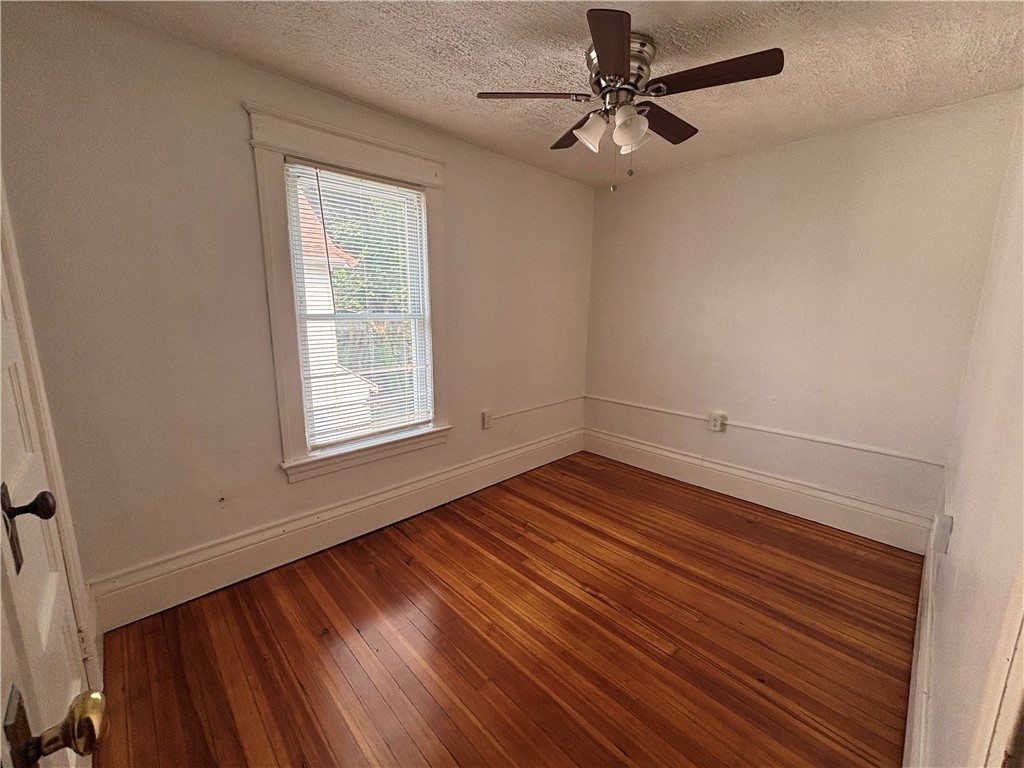 98 Fairbanks Street Rochester, NY 14621 - Photo 10 of 10 2nd bedroom