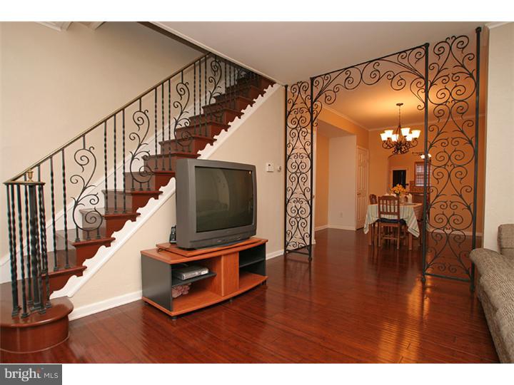 1521 West Ritner Street Philadelphia, PA 19145 - Photo 9 of 25 Gallery Image 9