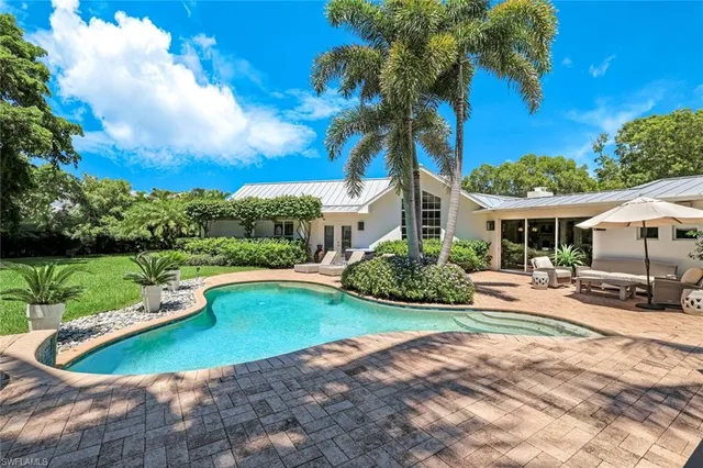 $55,000 | 642 6th Avenue North, Naples, FL 34102