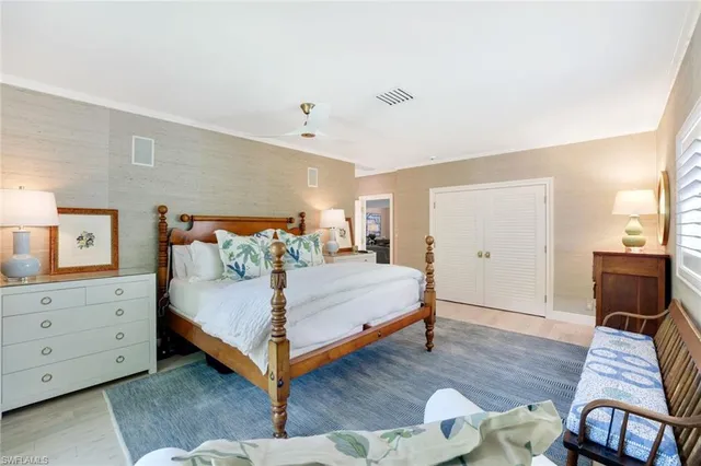 $55,000 | 642 6th Avenue North, Naples, FL 34102