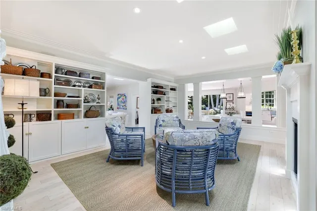 $55,000 | 642 6th Avenue North, Naples, FL 34102