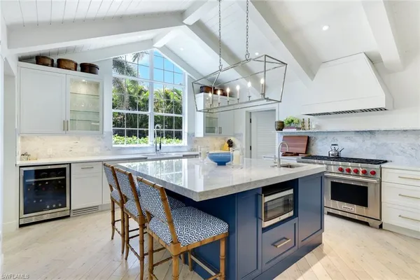 $55,000 | 642 6th Avenue North, Naples, FL 34102