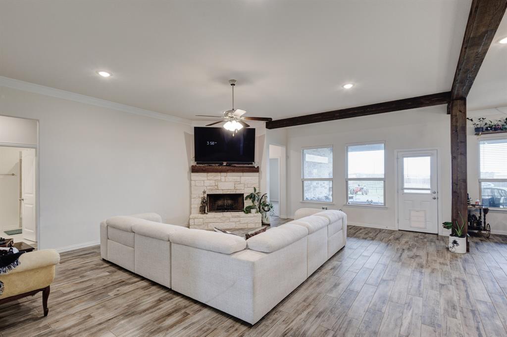 7604 Midway Rdg Trail Ponder, TX 76259 - Photo 14 of 26 Gallery Image 14