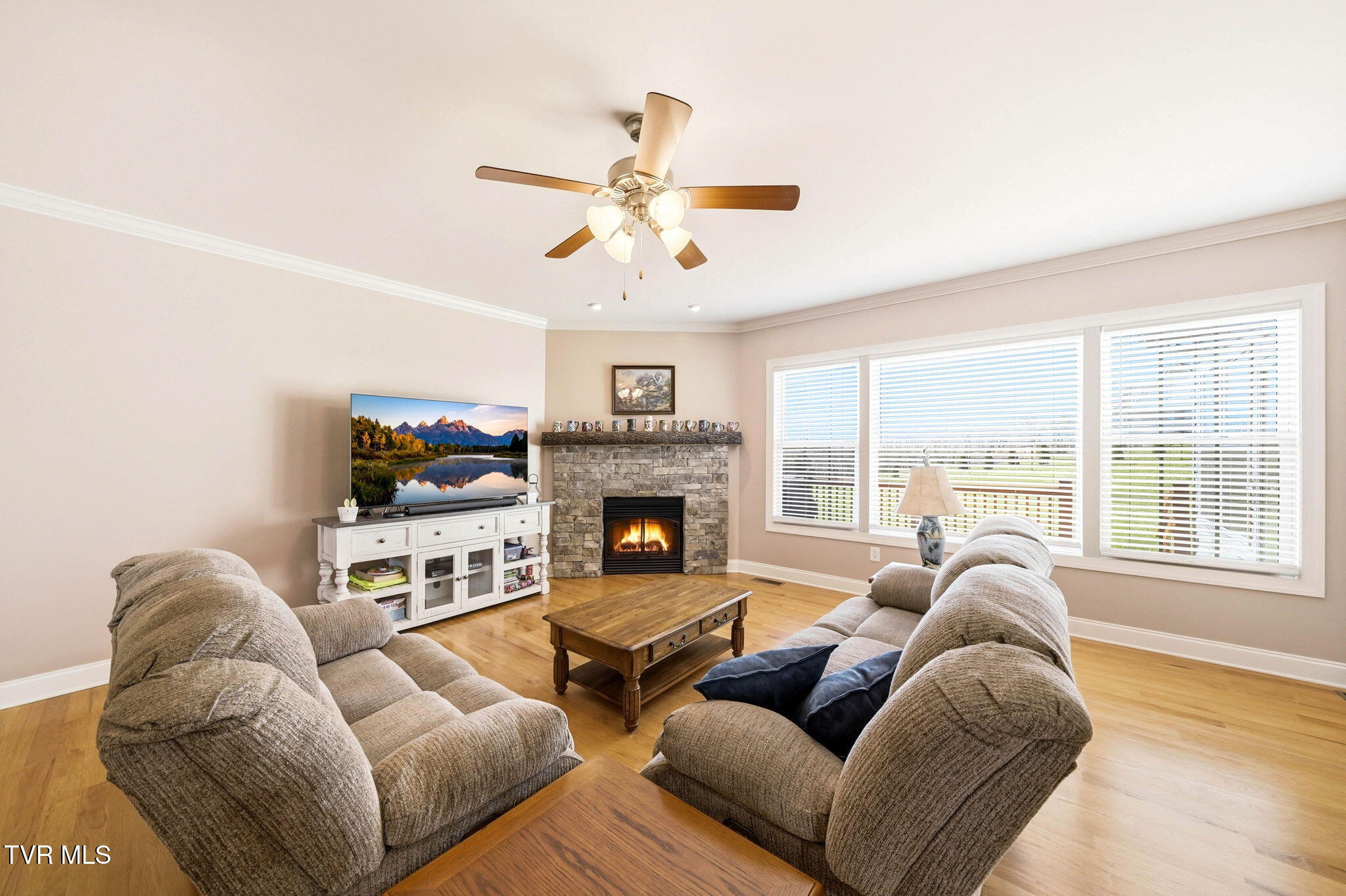 143 Garland Road Limestone, TN 37681 - Photo 4 of 38 36-web-or-mls-143 Garland Rd-6