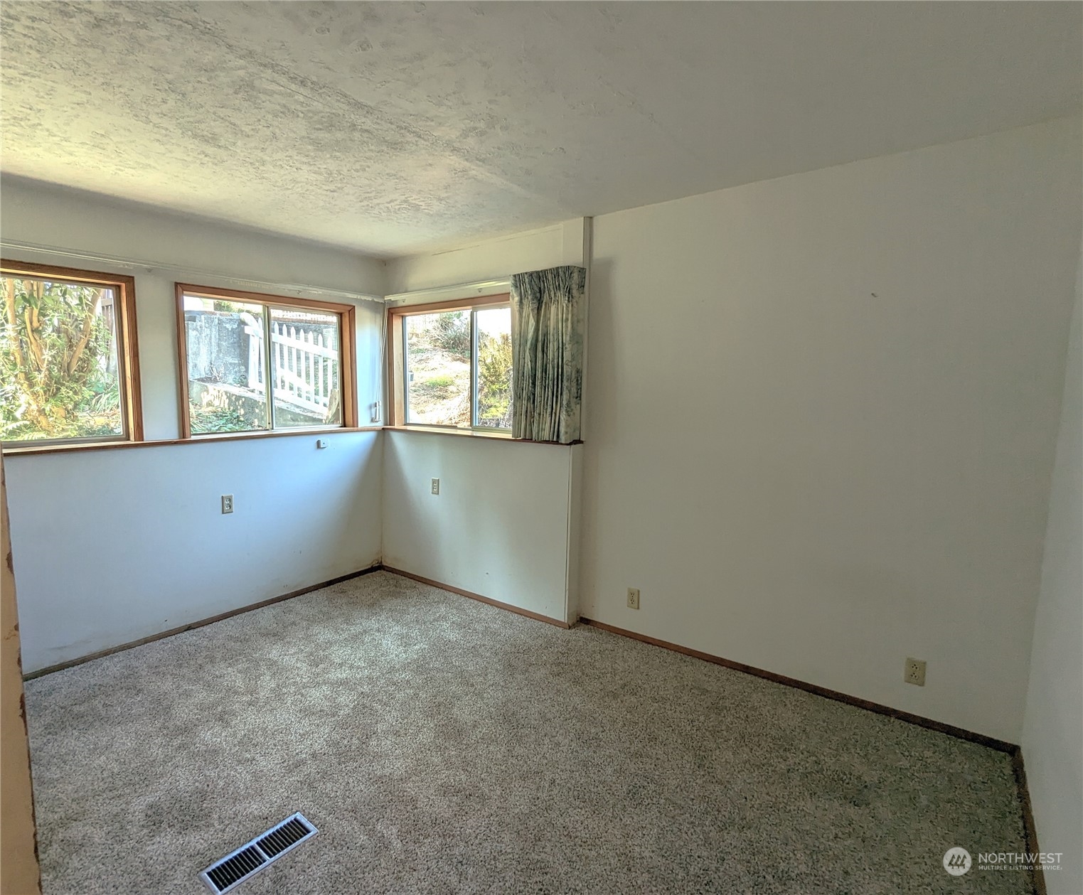 9230 Hunter Point Road Northwest, Unit D Olympia, WA 98502 - Photo 26 of 40 Gallery Image 26