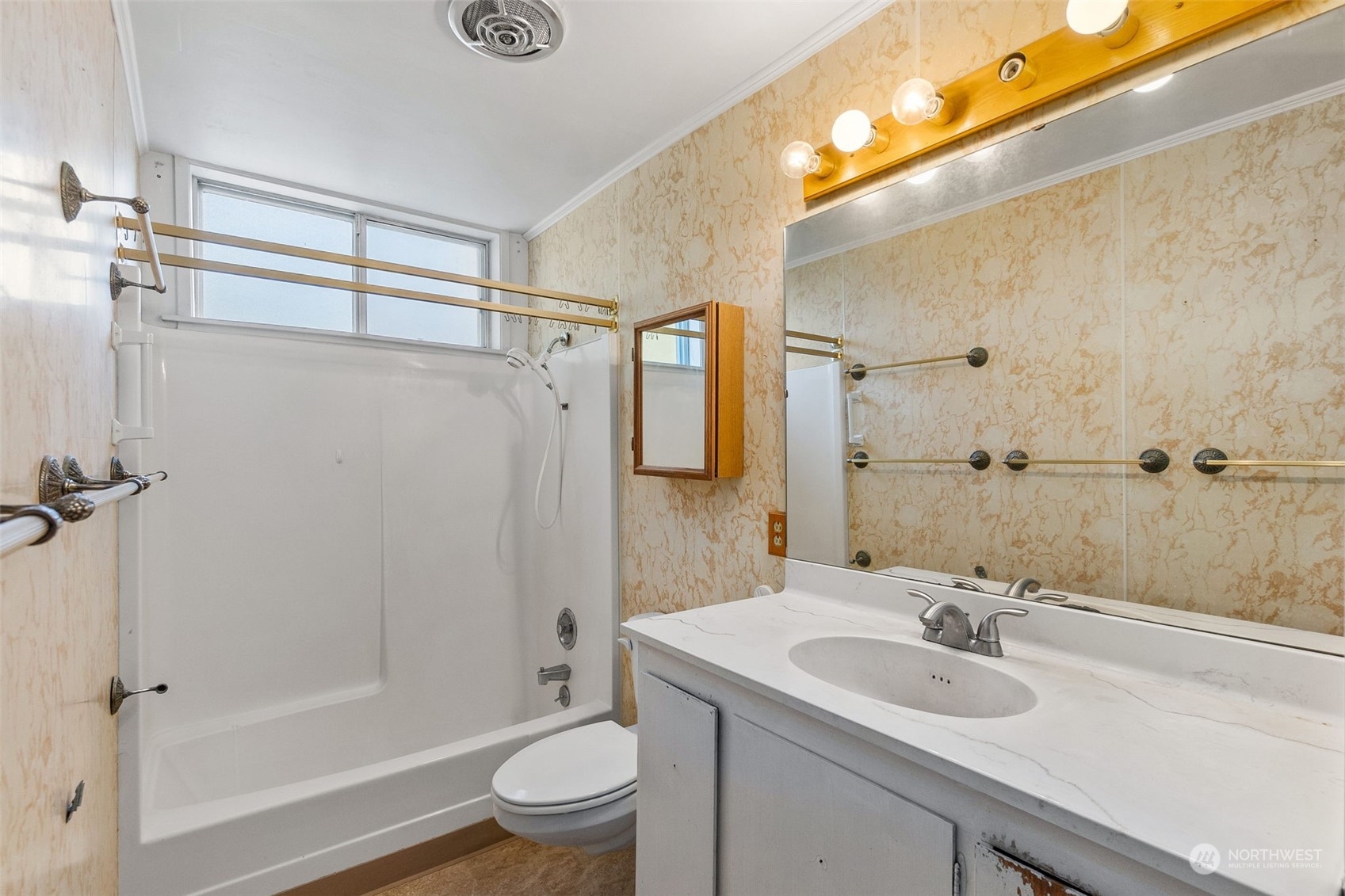 9230 Hunter Point Road Northwest, Unit D Olympia, WA 98502 - Photo 28 of 40 Gallery Image 28