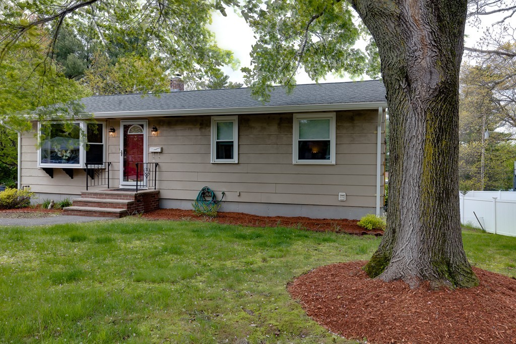 3 Hopkins Road Peabody, MA 01960 - Photo 1 of 29 Gallery Image 1