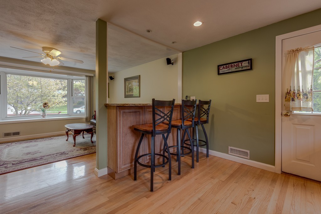 3 Hopkins Road Peabody, MA 01960 - Photo 11 of 29 Gallery Image 11