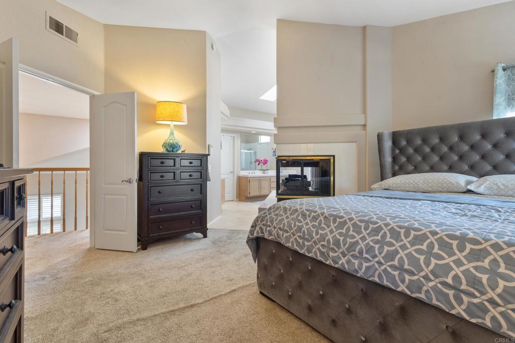 1394 Corte Magna Oceanside, CA 92057 - Photo 20 of 31 Primary bed