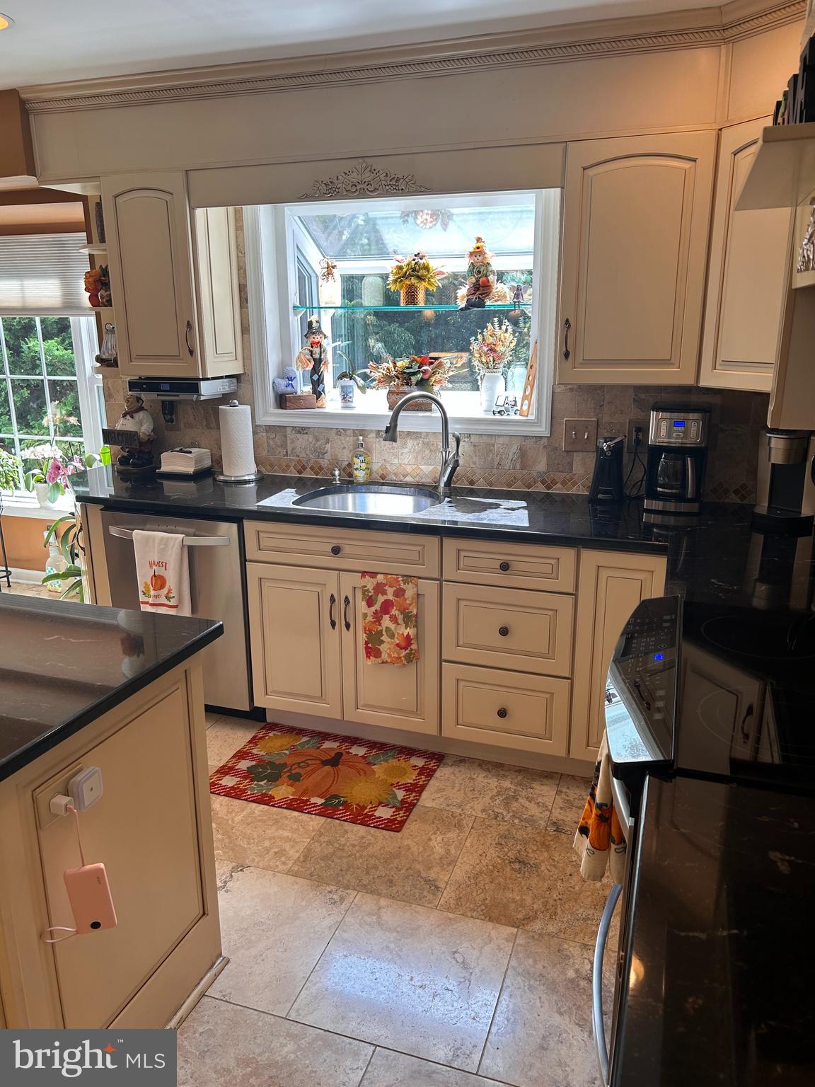 23 Upton Way Sewell, NJ 08080 - Photo 9 of 34