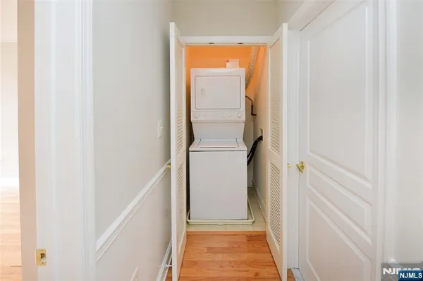 $3,300 | 70 Adams Street, Unit 3B, Hoboken, NJ 07030