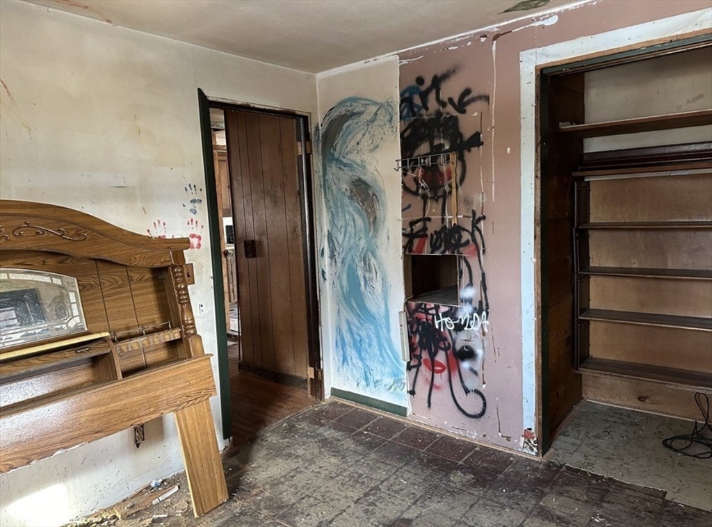 2 Old House Road Montgomery, MA 01085 - Photo 2 of 5