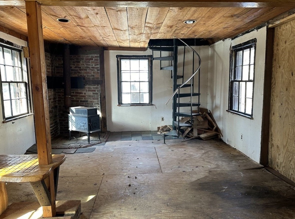 2 Old House Road Montgomery, MA 01085 - Photo 5 of 5