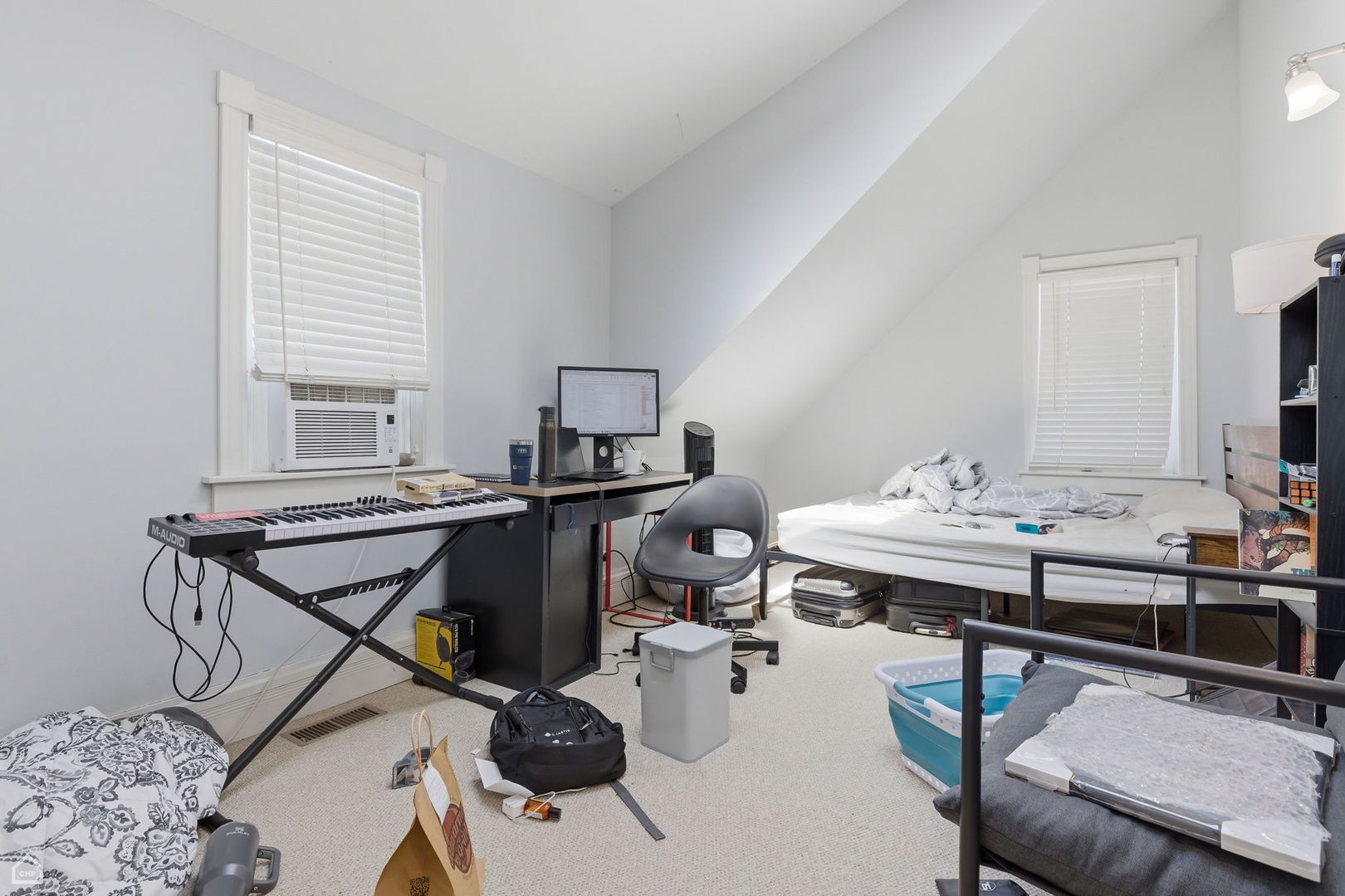 1337 West Barry Avenue Chicago, IL 60657 - Photo 22 of 44