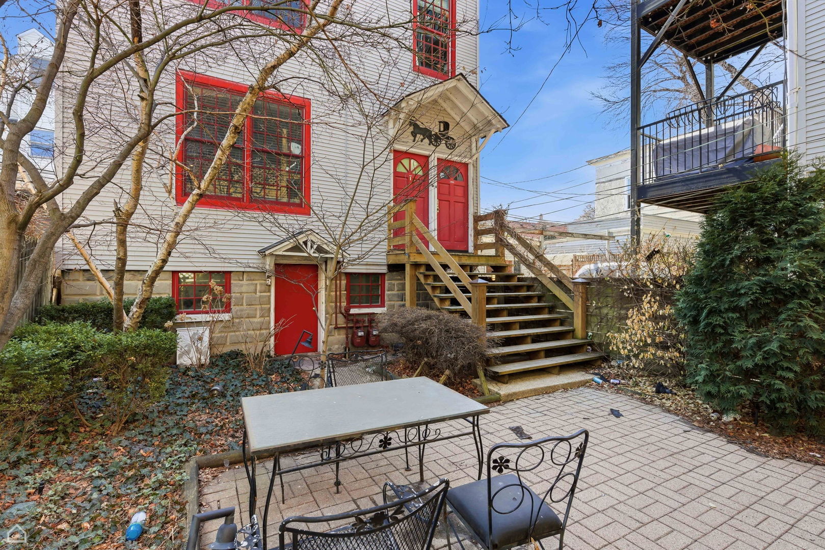 1337 West Barry Avenue Chicago, IL 60657 - Photo 40 of 44