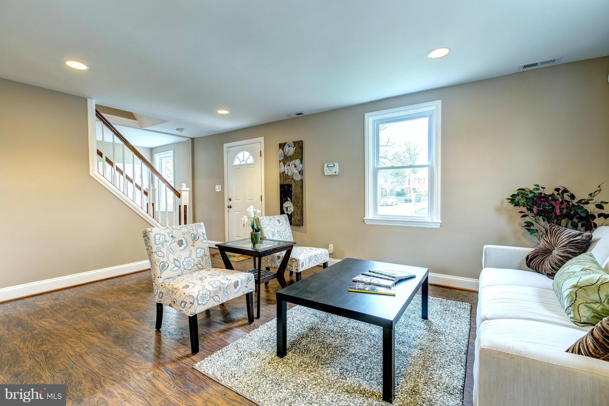 7017 Alden Road Pikesville, MD 21208 - Photo 2 of 30 Greet Your Guests Here