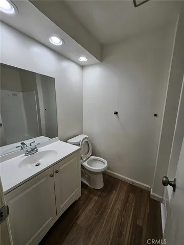 $2,700 | 16457 Joy Street, Lake Elsinore, CA 92530