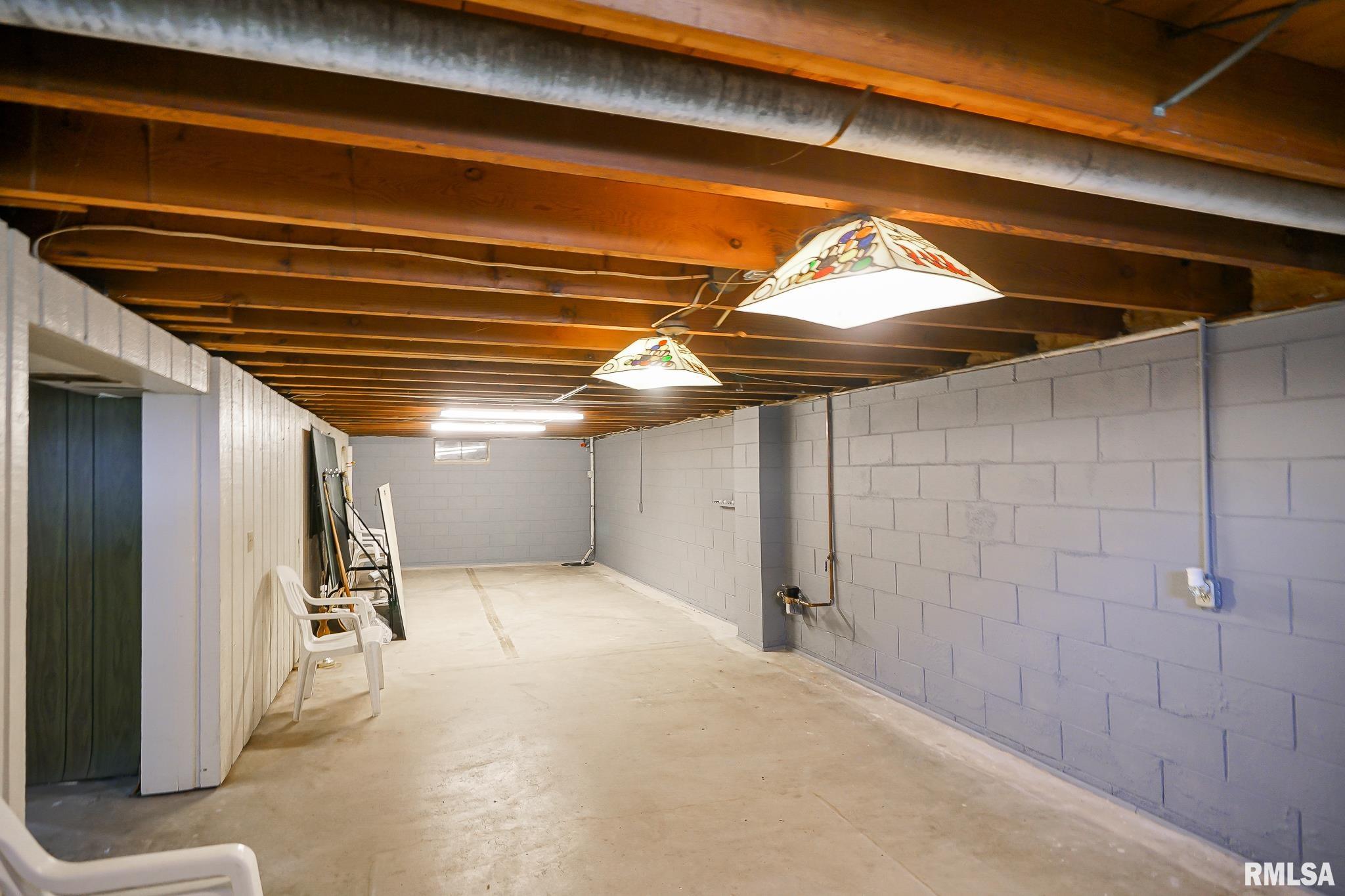 5413 North Hamilton Road Peoria, IL 61614 - Photo 29 of 33 Gallery Image 29