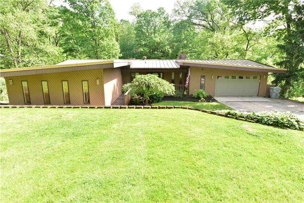 341 Bellwalt Drive Canonsburg, PA 15317 - Photo 1 of 22 Welcome home