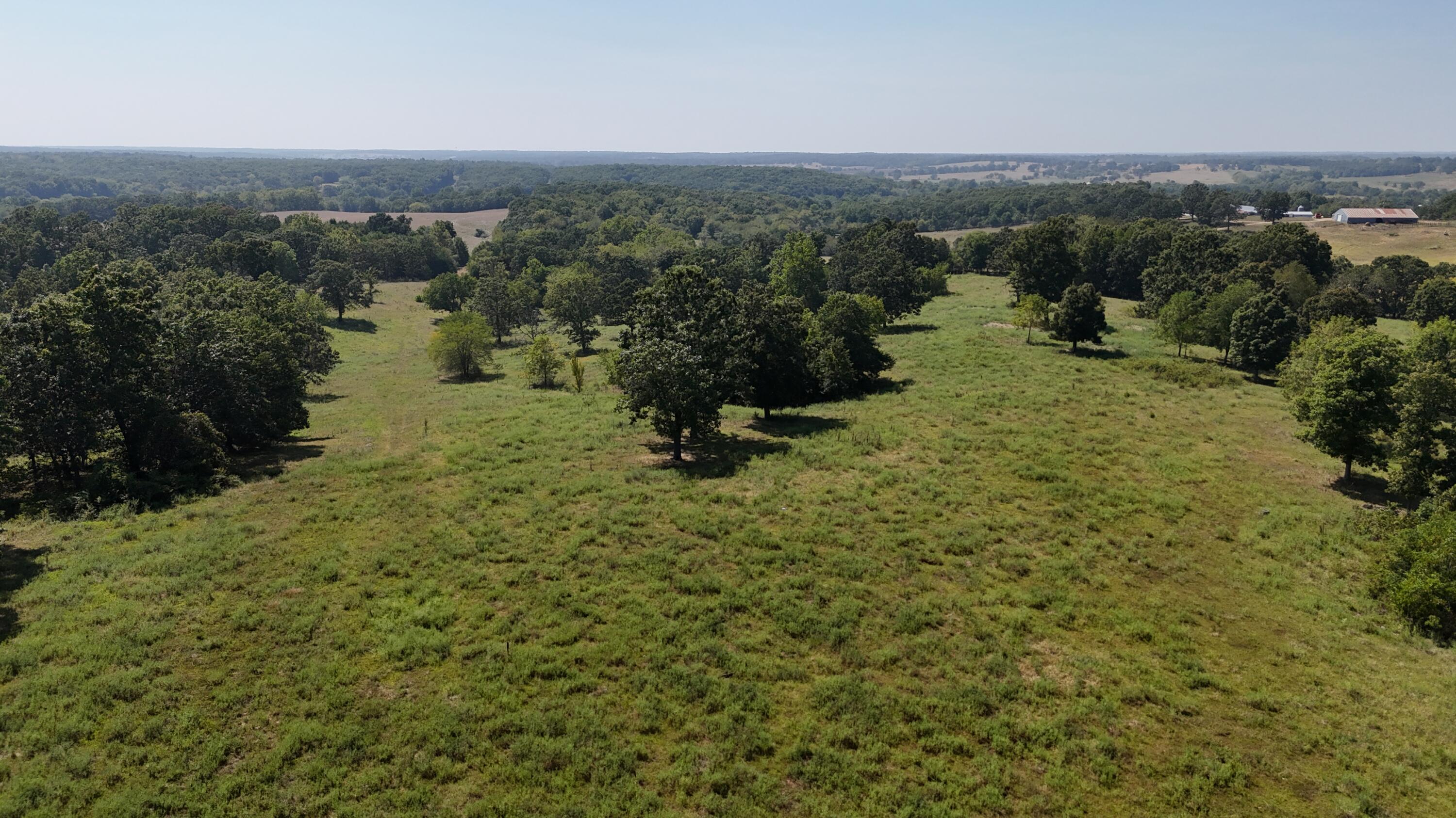 24770 Juniper Road Lebanon, MO 65536 - Photo 12 of 28 DJI_20250904141221_0180_D