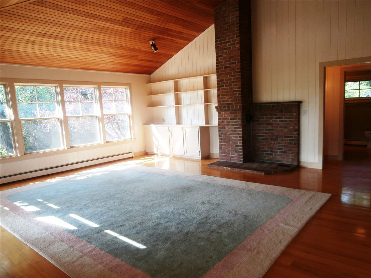 1083-1085 Lake Road Panton, VT 05491 - Photo 7 of 40