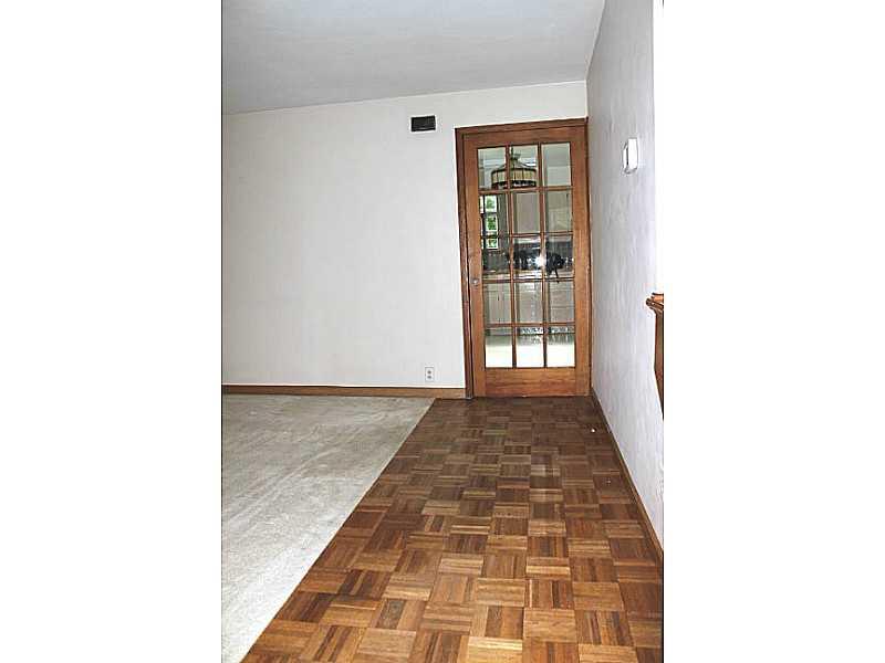 1512 Renton Road Plum, PA 15239 - Photo 5 of 24 Entry/Foyer.