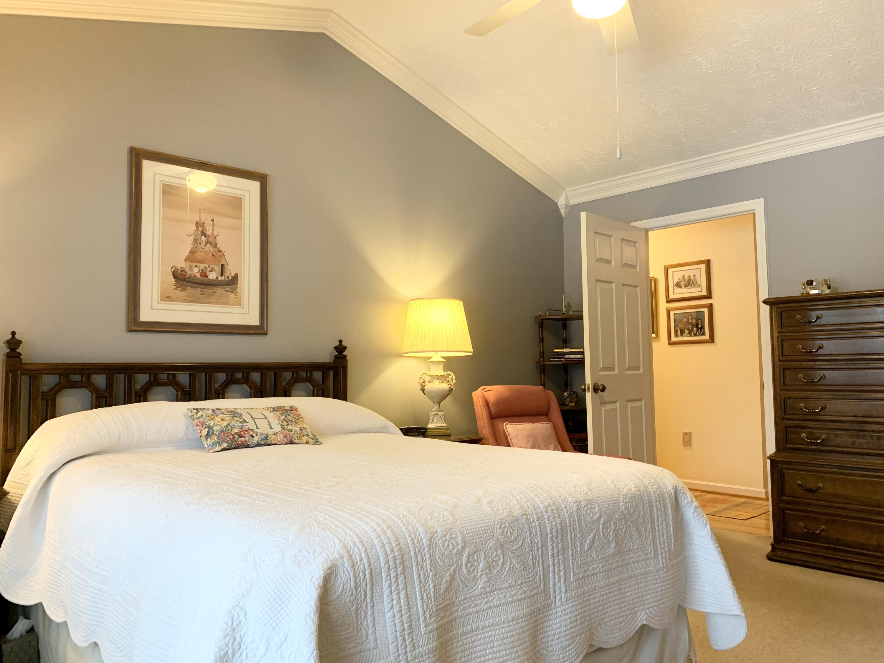 1130 Chippendale Road Kingsport, TN 37660 - Photo 31 of 91 3ED4B34A-B328-4DD4-A5CD-87900D013505