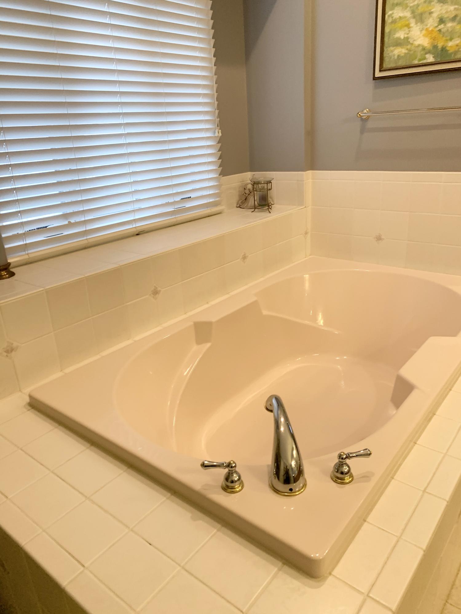 1130 Chippendale Road Kingsport, TN 37660 - Photo 33 of 91 A96ECEB9-6BE3-458C-8781-EA18937303D0
