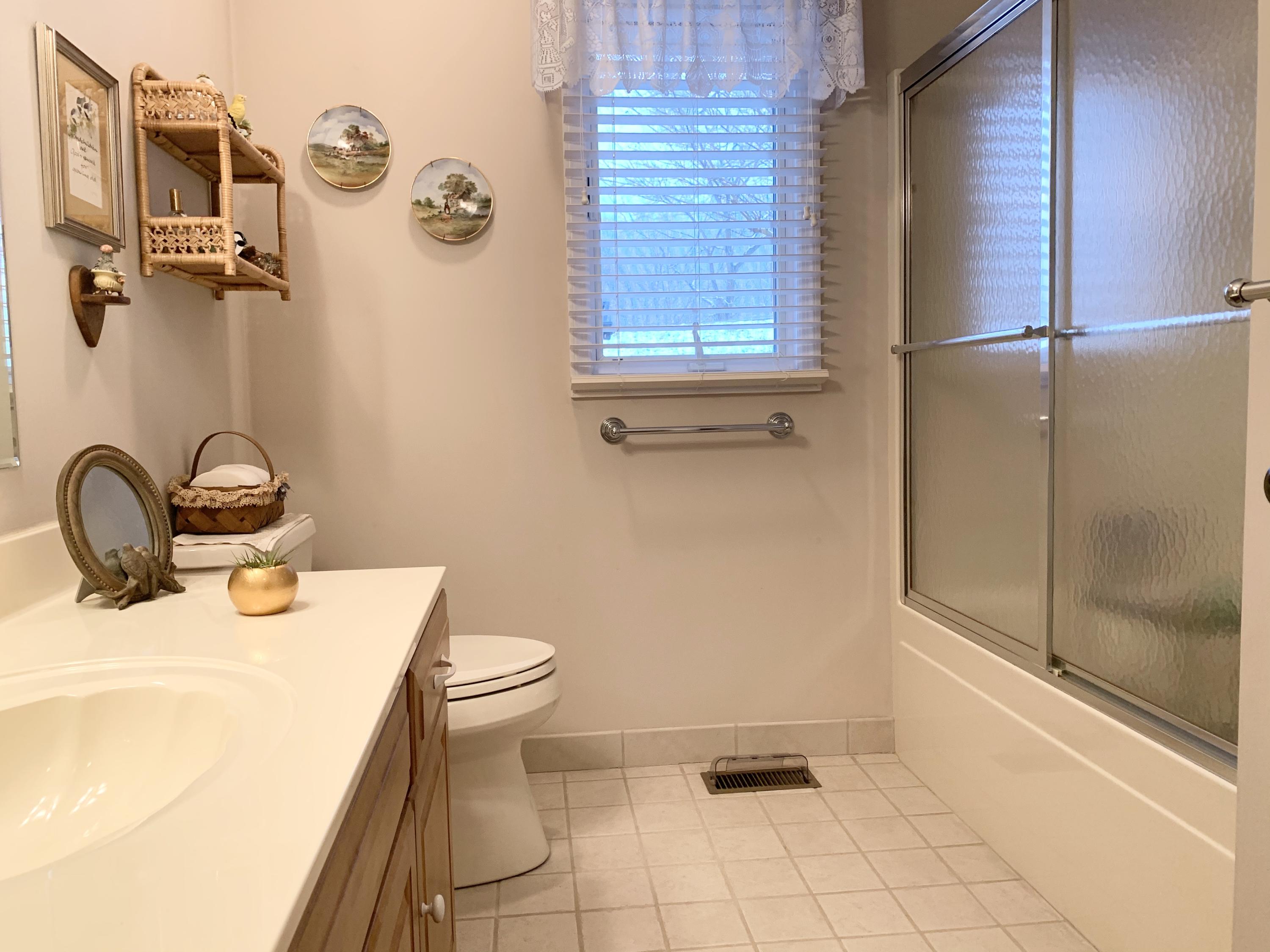 1130 Chippendale Road Kingsport, TN 37660 - Photo 45 of 91 9FE56BE6-BED8-47F4-B7F4-89DCF05BAFE5