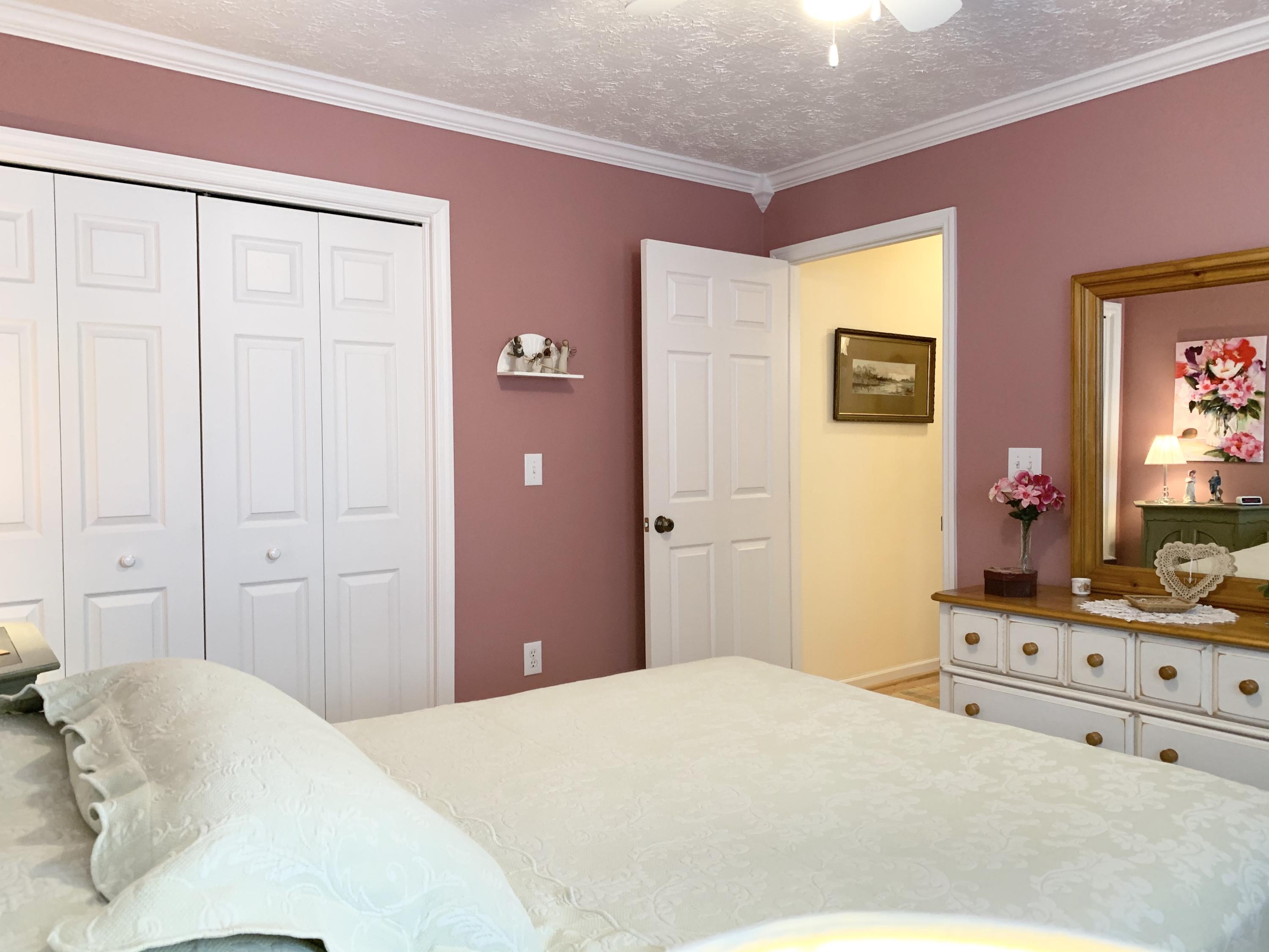 1130 Chippendale Road Kingsport, TN 37660 - Photo 47 of 91 1363B525-CB57-4829-B9E9-040E790A4A9D