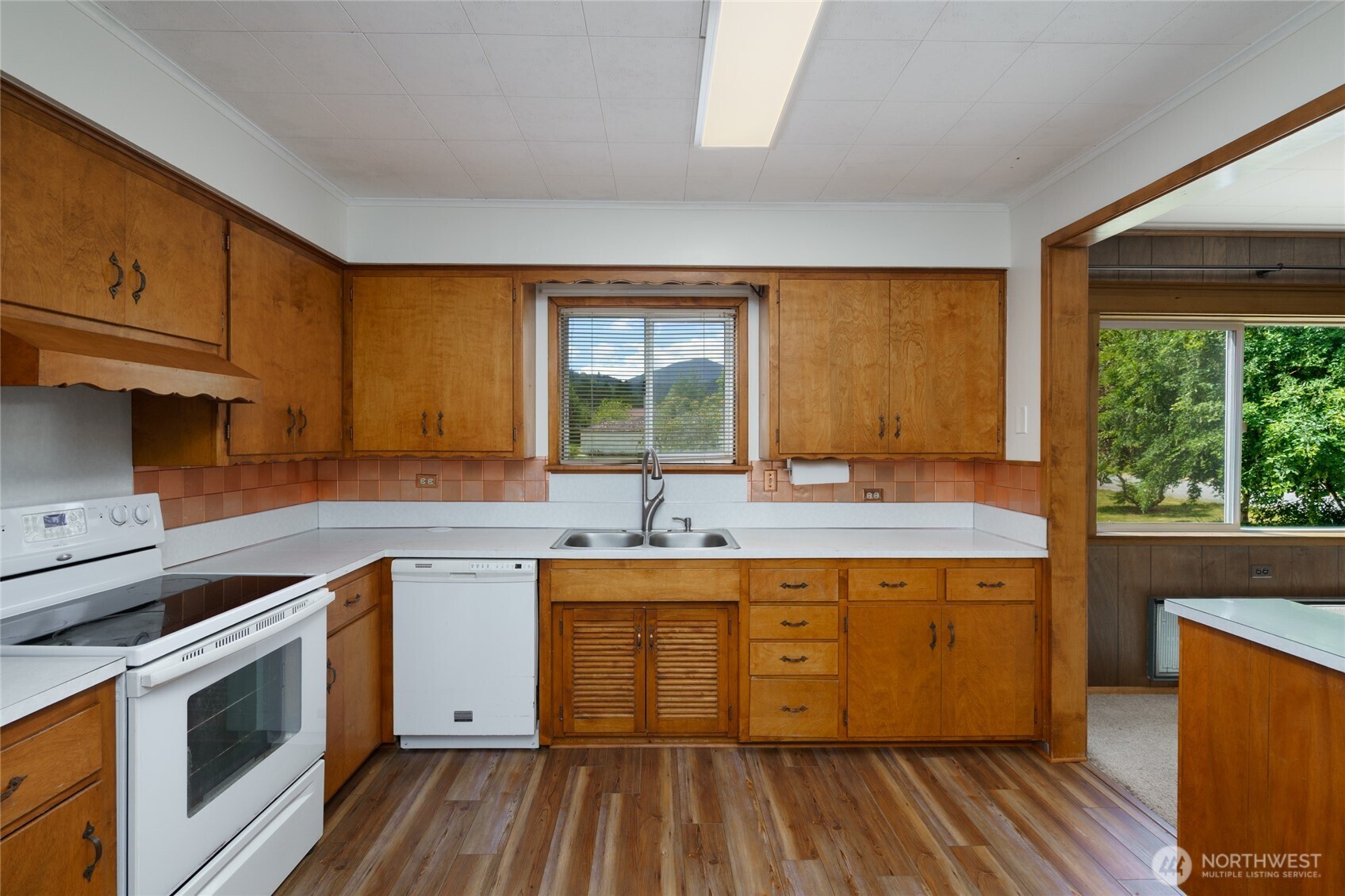 48242 Moen Road Concrete, WA 98237 - Photo 12 of 32