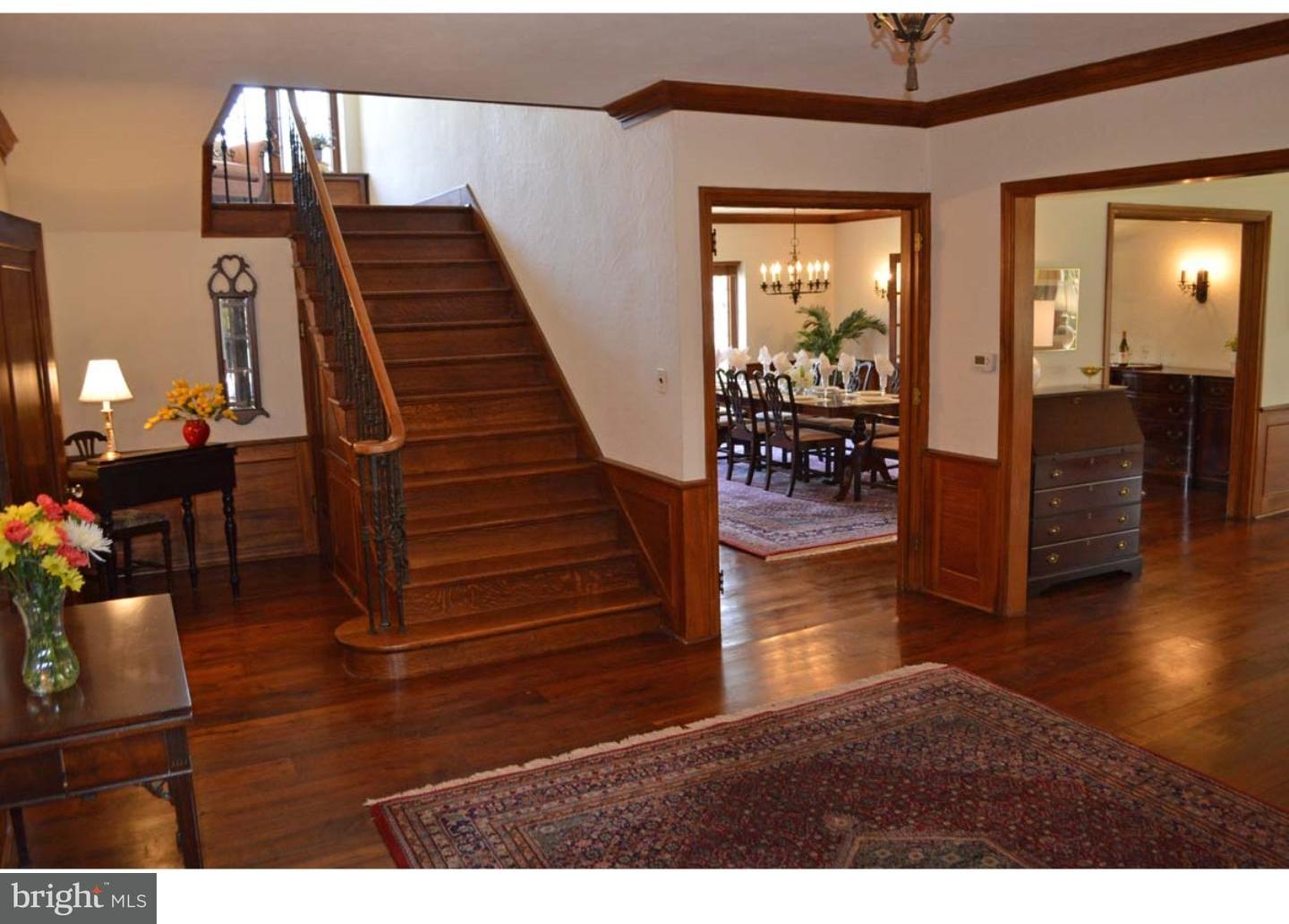 427 Riverview Road Swarthmore, PA 19081 - Photo 5 of 25 Hallway
