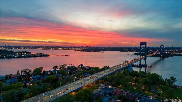 $2,999,999 | 6 Summit Place | Whitestone