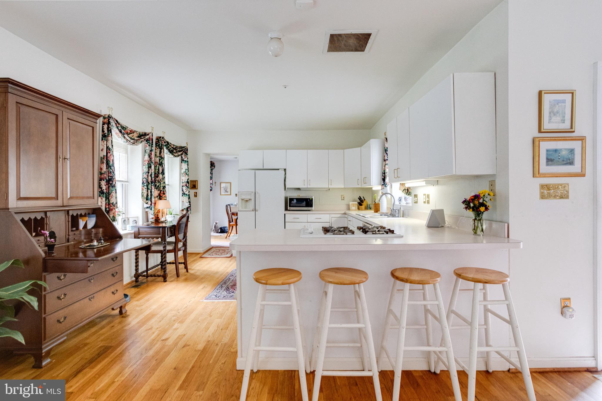 6313 Southwood Road Baltimore, MD 21239 - Photo 11 of 48 Gallery Image 11