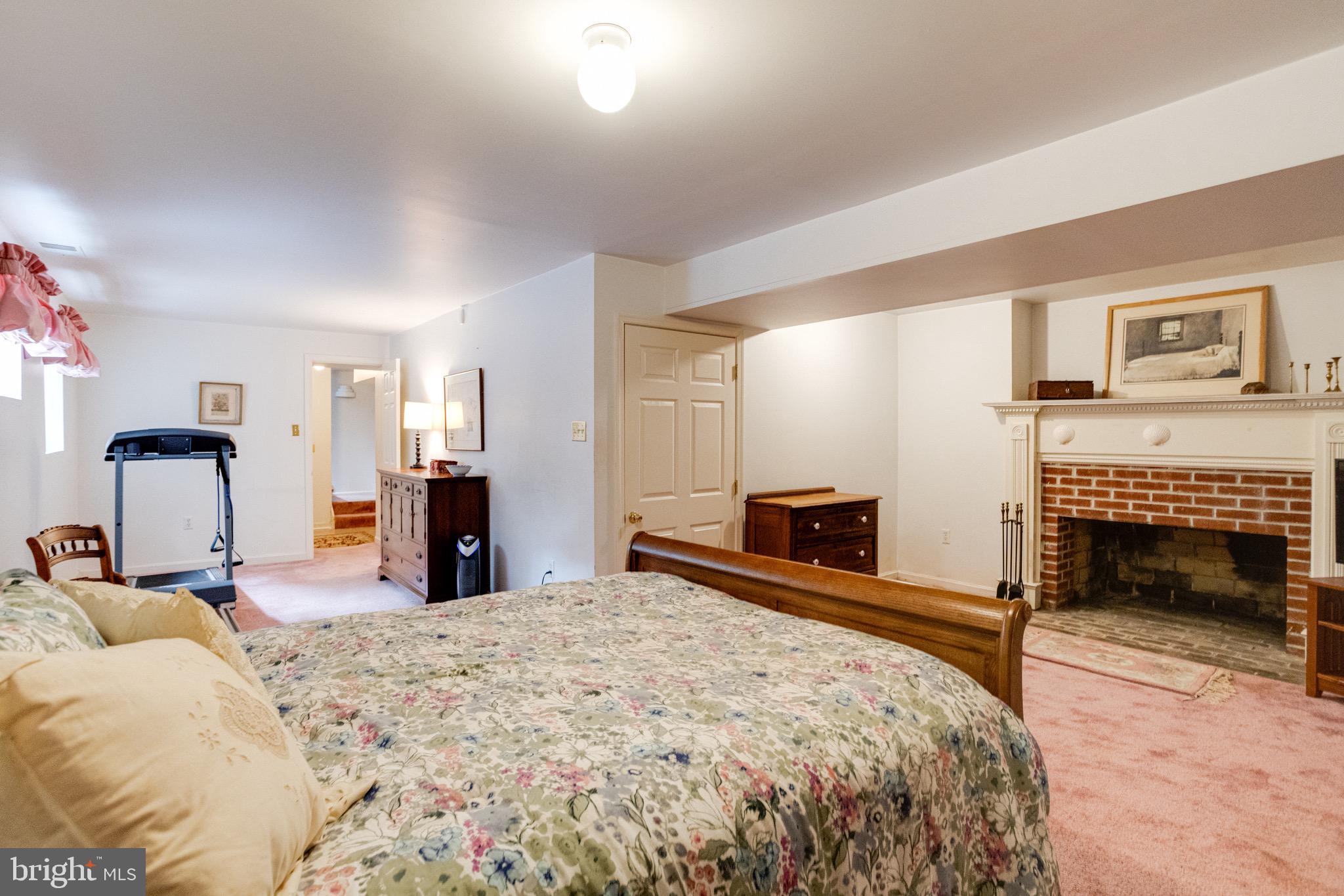 6313 Southwood Road Baltimore, MD 21239 - Photo 30 of 48 Gallery Image 30