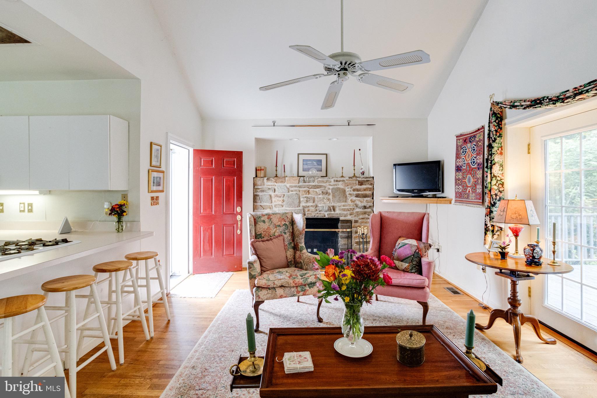 6313 Southwood Road Baltimore, MD 21239 - Photo 8 of 48 Gallery Image 8