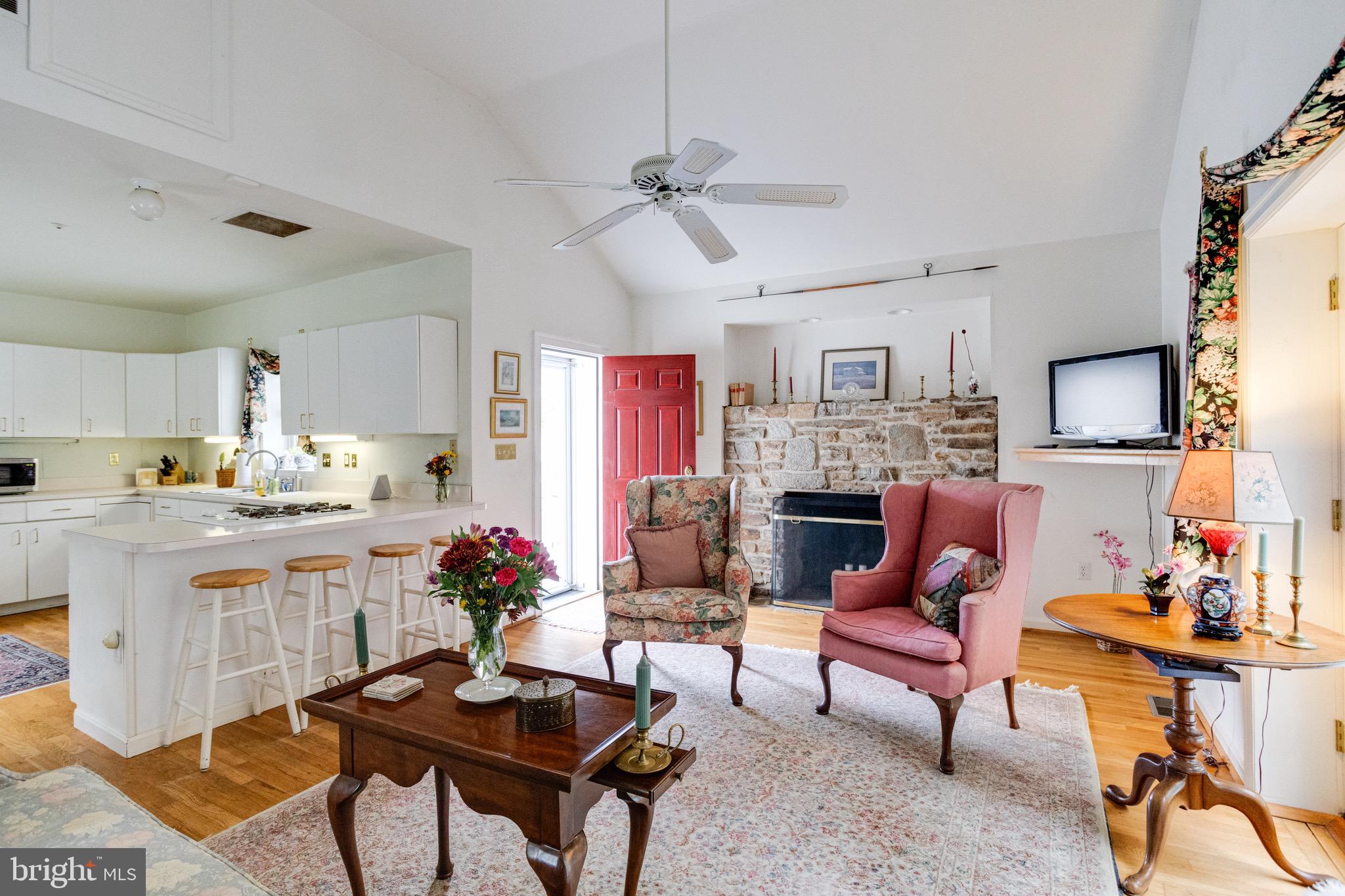 6313 Southwood Road Baltimore, MD 21239 - Photo 9 of 48 Gallery Image 9