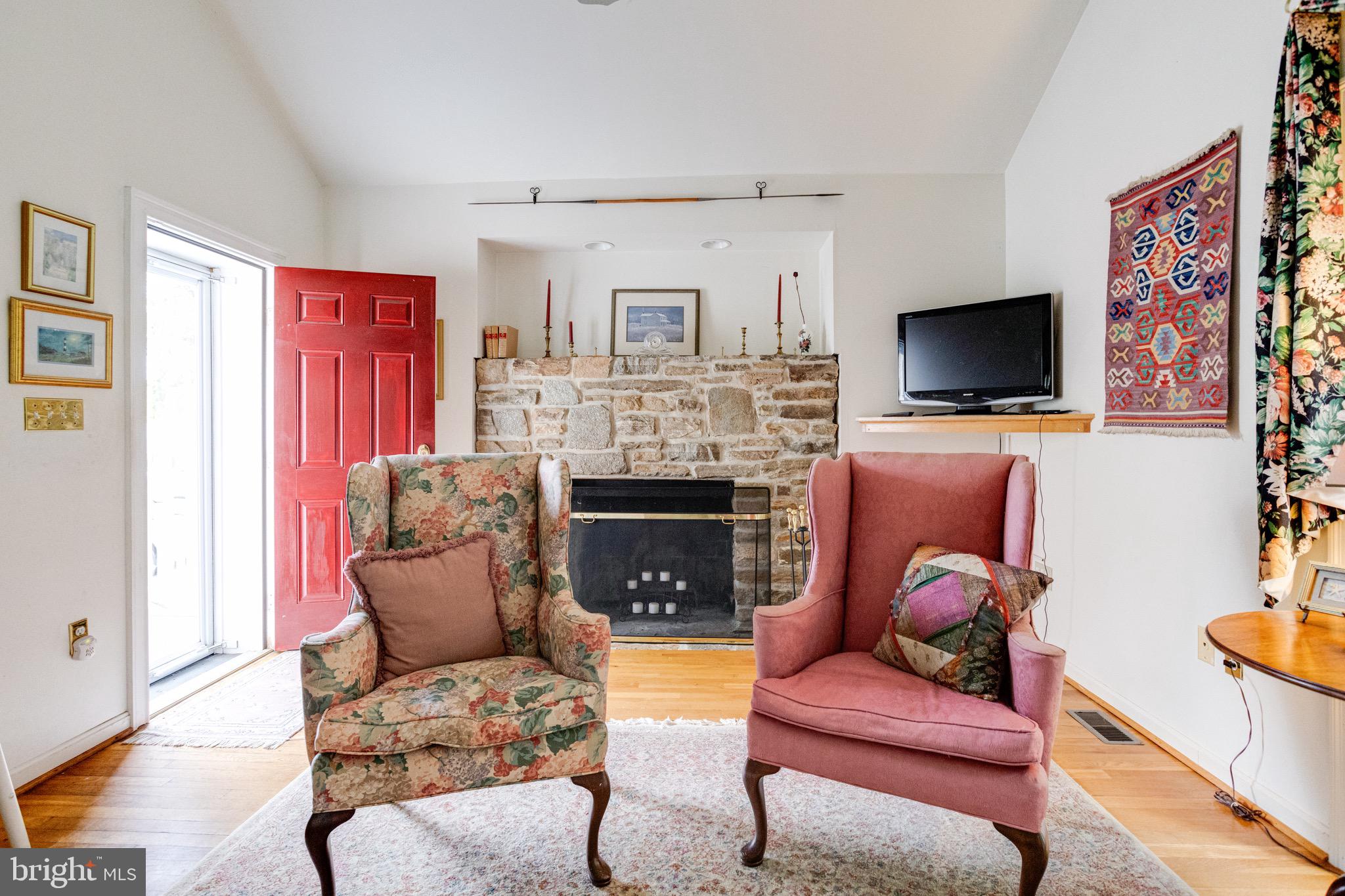 6313 Southwood Road Baltimore, MD 21239 - Photo 10 of 48 Gallery Image 10